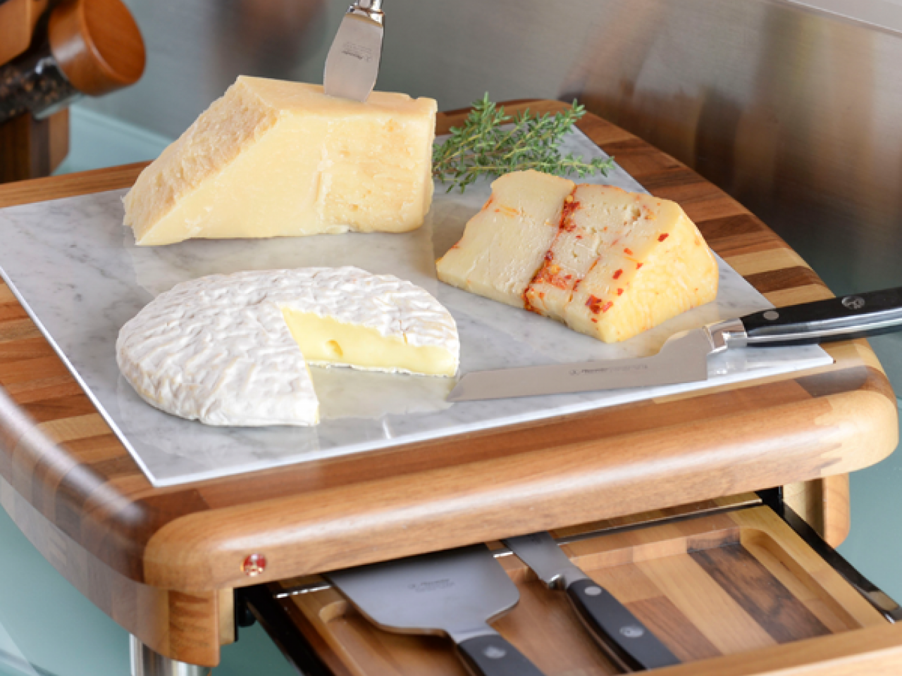 tagliere per formaggi in legno di acacia con marmo bianco e coltello da formaggio antipasti torte Hecef Set di taglieri per formaggi in legno ovale vassoio per formaggi 